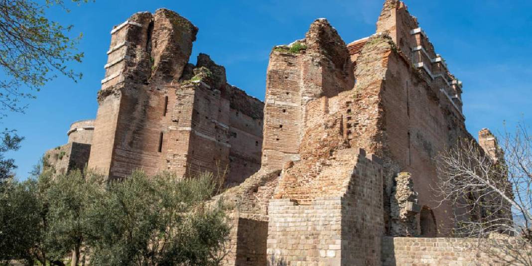 Vahiy Kitabı’ndan Anadolu’ya uzanan miras! Tarihin en önemli izlerini taşıyor: Kutsal rota hayran bırakıyor 3